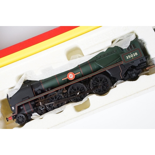 211 - Two boxed Hornby OO gauge locomotives to include R2140 BR 4-6-2 Class A3 Locomotive Doncaster and R2... 