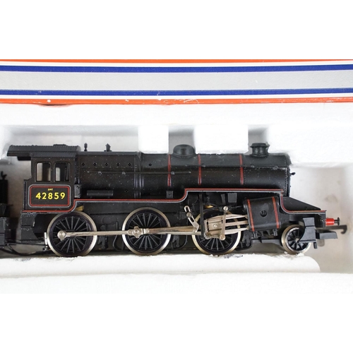 212 - Four boxed OO gauge locomotives to include 2 x Lima (205120MWG & 205117MWG), Palitoy Mainline 37043 ... 