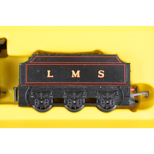 212 - Four boxed OO gauge locomotives to include 2 x Lima (205120MWG & 205117MWG), Palitoy Mainline 37043 ... 