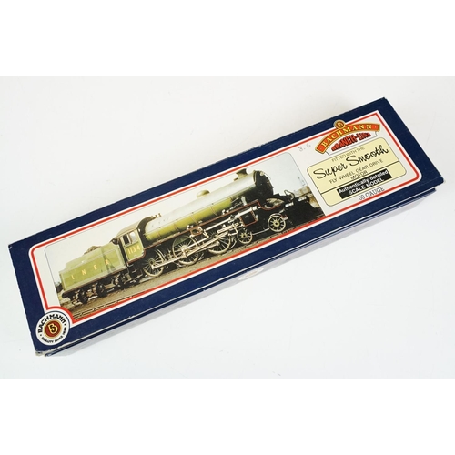 213 - Five boxed Bachmann OO gauge locomotives to include 31405 Lord Nelson 30852 Sir Walter Raleigh BR gr... 