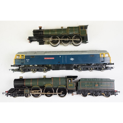 220 - 16 OO gauge locomotives to include Hornby Queen Mother, Hornby Sir Dinadin, Hornby No 5 in red, Lima... 