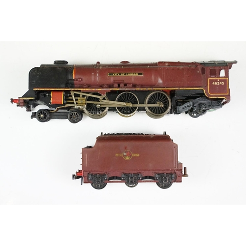 221 - 11 OO gauge locomotives to include Hornby Dublo City of London, Hornby City of Chester, Hornby Combe... 