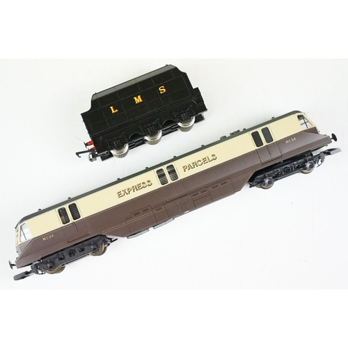 222 - Nine OO gauge locomotives to include Hornby City of Coventry, Hornby Duchess of Buccleuch, Lima King... 