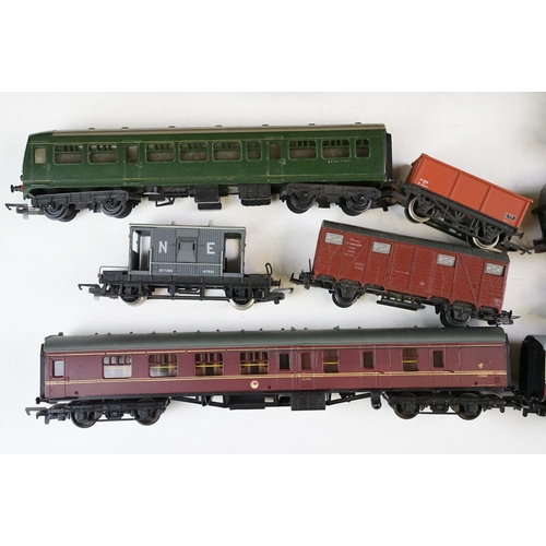 230 - 50 OO gauge items of rolling stock to include Triang, Hornby, Hornby Dublo, Lima etc featuring coach... 