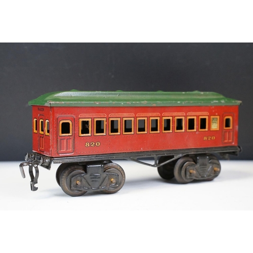 231 - Collection of Fandor (Germany) O gauge model railway to include 1028 6 V locomotive, 3 x coaches, tr... 