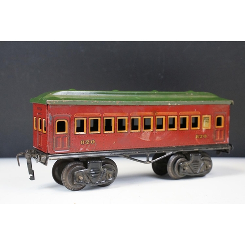 231 - Collection of Fandor (Germany) O gauge model railway to include 1028 6 V locomotive, 3 x coaches, tr... 