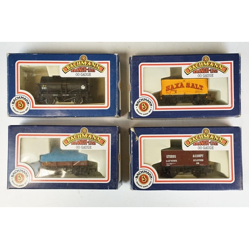 237 - 17 Boxed items of OO gauge rolling stock to include 9 x Hornby, 6 x Bachmann, 1 x Wrenn and 1 x Dapo... 