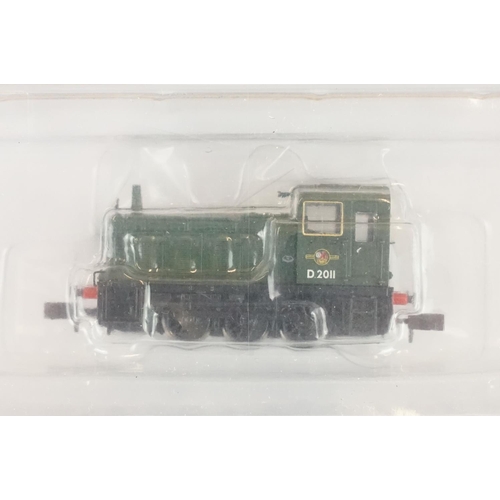 28 - Five cased Graham Farish by Bachmann N gauge locomotives to include 371-060 Class 03 Diesel Shunter ... 