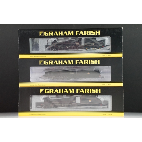 5 - Three cased Graham Farish by Bachmann N gauge locomotives to include 372-136 Black 5 45216 BR lined ... 