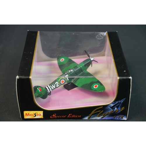 1169 - 16 Boxed diecast model aircraft to include 6 x Corgi 1/72 Aviation Archive (49001, 49004, AA32002, 4... 