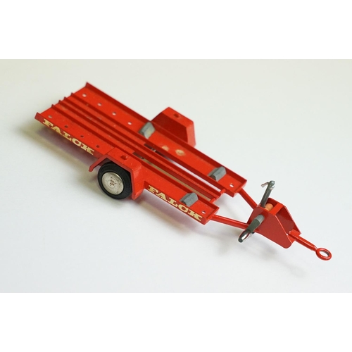 1172 - Three boxed Tekno early issue haulage diecast models to include 920 Ford D800 Recovery Fire Truck ‘F... 