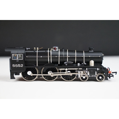 264 - Cased ltd edn Bachmann OO gauge Silver Jubilee locomotive with certificate, no 0875