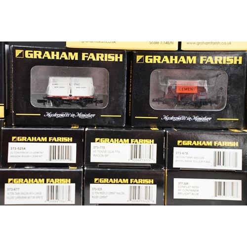 267 - 29 Boxed Graham Farish N gauge items of rolling stock featuring wagons and vans to include 377-203, ... 