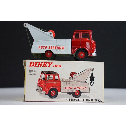 1221 - Five boxed Dinky commercial diecast models to include 973 Eaton Yale Articulated Tractor Shovel, 976... 