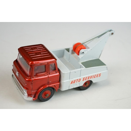 1221 - Five boxed Dinky commercial diecast models to include 973 Eaton Yale Articulated Tractor Shovel, 976... 