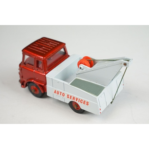 1221 - Five boxed Dinky commercial diecast models to include 973 Eaton Yale Articulated Tractor Shovel, 976... 