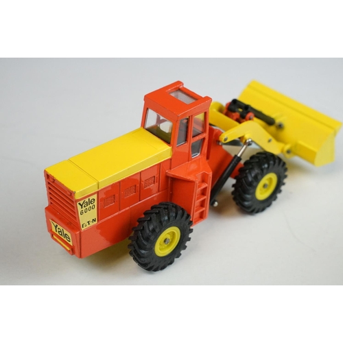 1221 - Five boxed Dinky commercial diecast models to include 973 Eaton Yale Articulated Tractor Shovel, 976... 