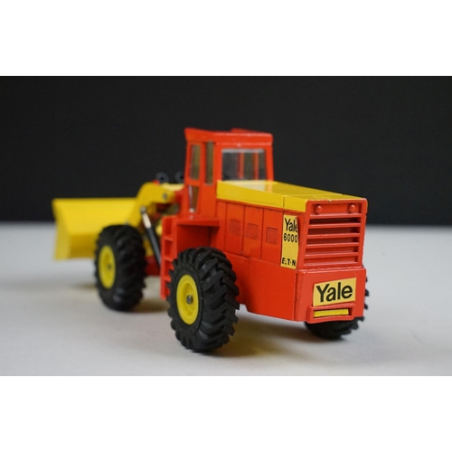 1221 - Five boxed Dinky commercial diecast models to include 973 Eaton Yale Articulated Tractor Shovel, 976... 