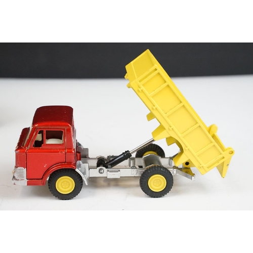 1221 - Five boxed Dinky commercial diecast models to include 973 Eaton Yale Articulated Tractor Shovel, 976... 