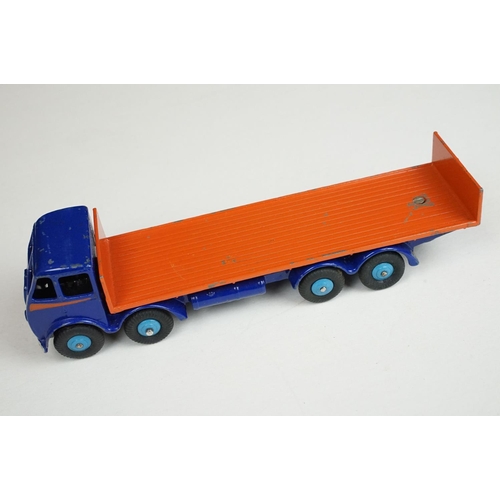 1204 - Six boxed Dinky diecast models to include 922 Big Bedford Lorry in blue cab and yellow trailer, 903 ... 