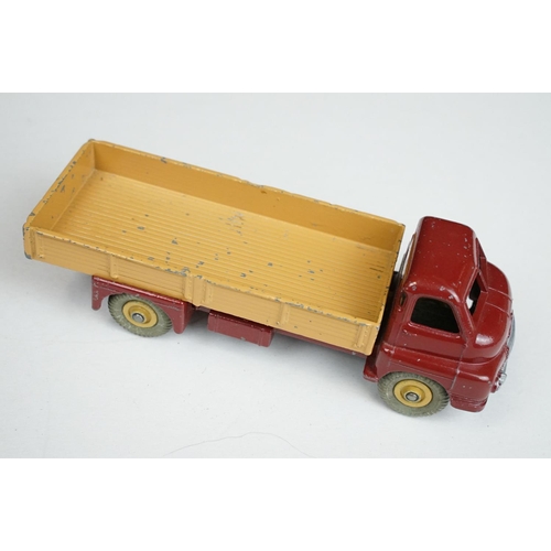 1204 - Six boxed Dinky diecast models to include 922 Big Bedford Lorry in blue cab and yellow trailer, 903 ... 