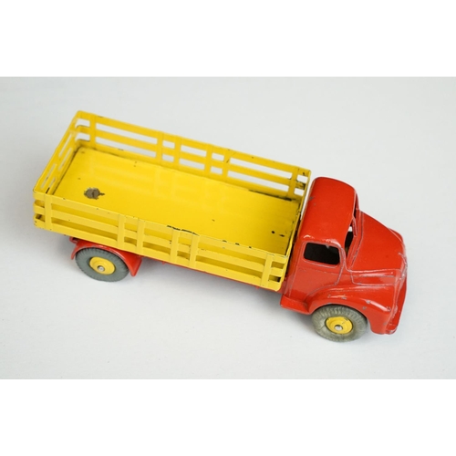 1204 - Six boxed Dinky diecast models to include 922 Big Bedford Lorry in blue cab and yellow trailer, 903 ... 