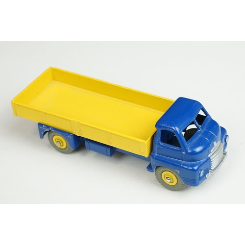 1204 - Six boxed Dinky diecast models to include 922 Big Bedford Lorry in blue cab and yellow trailer, 903 ... 