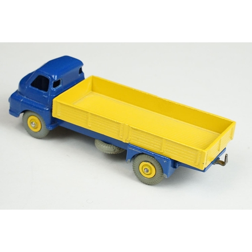 1204 - Six boxed Dinky diecast models to include 922 Big Bedford Lorry in blue cab and yellow trailer, 903 ... 