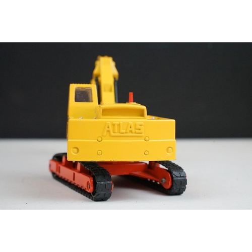 1220 - Five boxed Dinky commercial diecast model to include Supertoys 972 20 Ton Lorry Mounted Coles Crane,... 