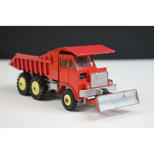 1220 - Five boxed Dinky commercial diecast model to include Supertoys 972 20 Ton Lorry Mounted Coles Crane,... 