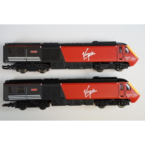 271 - Hornby OO gauge Virgin Class 43 HST set with 2 x locomotives including 43063 Maiden Voyager locomoti... 