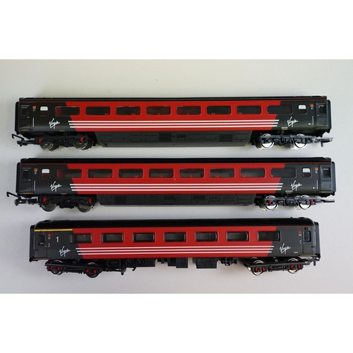 271 - Hornby OO gauge Virgin Class 43 HST set with 2 x locomotives including 43063 Maiden Voyager locomoti... 