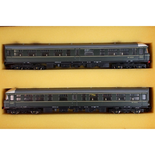 283 - Three boxed Trix kit sets to include 2 x InterCity and 1 x Footplateman, all built and appear to be ... 