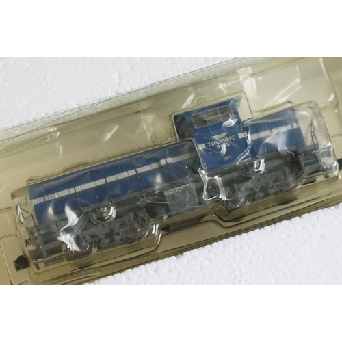 286 - Boxed Trix N gauge 11476 Diesel locomotive train set, complete