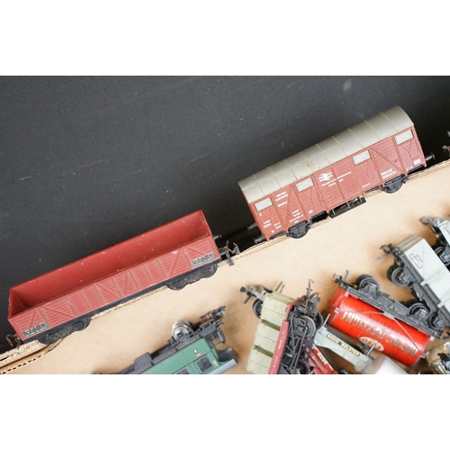 298 - Over 90 OO / HO gauge items of rolling stock to include Hornby, Fleischmann, Lima, Hornby Dublo, Wre... 