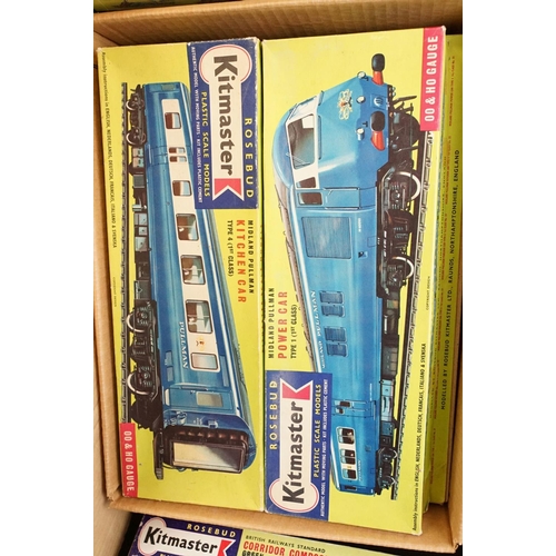 305 - Large collection of boxed OO gauge plastic model kits to include Kitmaster, Airfix, Monogram, ESCI, ... 