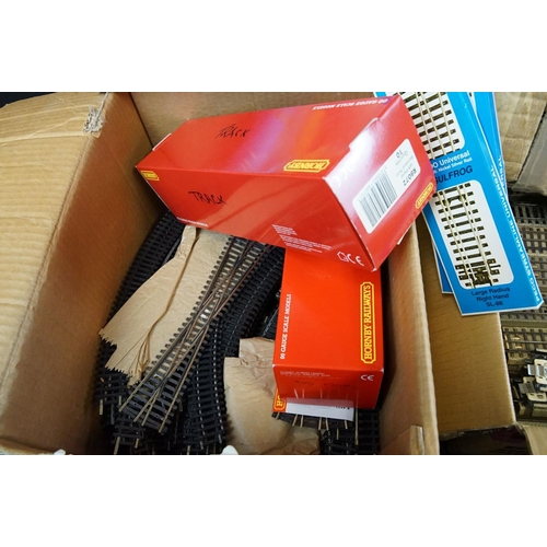 306 - Large quantity of various HO & OO gauge track to include Marklin, Peko, Hornby etc, boxed and unboxe... 