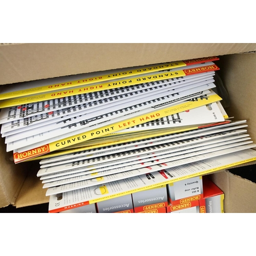 308 - Quantity of boxed & unboxed OO / HO gauge model railway to include 20 x Hornby Express Points, Hornb... 