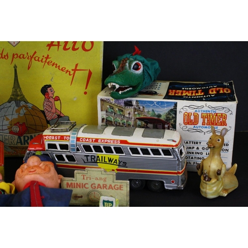 406 - Collection of mixed clockwork toys, tinplate, friction, etc to include boxed Authentic Old Timer Aut... 