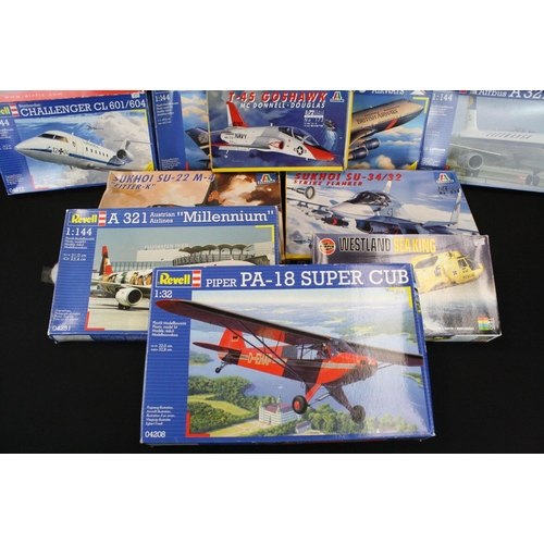 407 - 14 Boxed plastic model kits to include 7 x Revell (Douglas DC-7C, A321 Millennium, Fairey Rotodyne, ... 