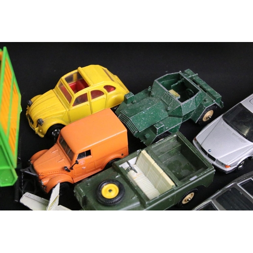 1195 - Collection of diecast models to include Corgi 470 Forward Control Jeep FC-150 (play worn, reproducti... 