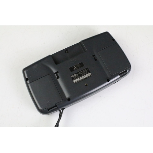 470 - Retro Gaming - SEGA Game Gear Portable Video Game System console complete with charger and cable and... 