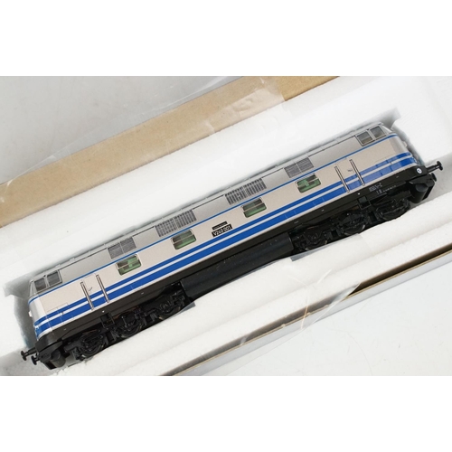 275 - Two boxed HO gauge locomotives to include Trix 22541 Diesel elektrische Doppel-Lokomotive and Guttzo... 