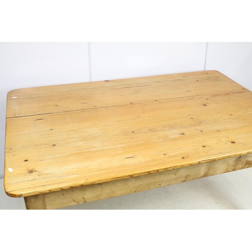 757 - Early 20th century pine kitchen table, 72cm high x 150cm long x 96.5cm deep