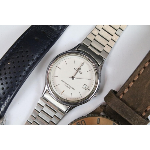 330 - A collection of five gents wristwatches to include Seiko, Ice and Lorus examples.