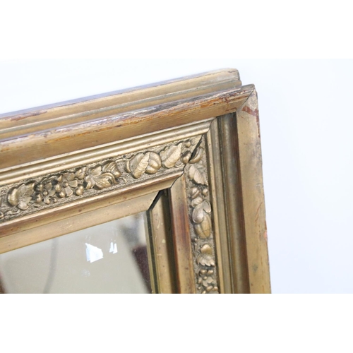 738 - Late Victorian gilt framed mirror, 102 x 77cm