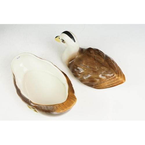 23 - Emma Bridgewater egg holder in the form of a chicken sitting on a nest, 24cm long together with a Po... 