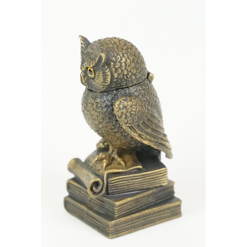 187 - Brass owl vesta case