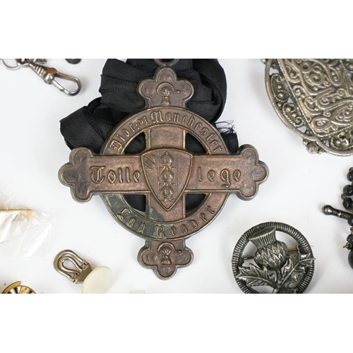 192 - Diocese of Manchester Lay Readers Badge, together with costume jewellery