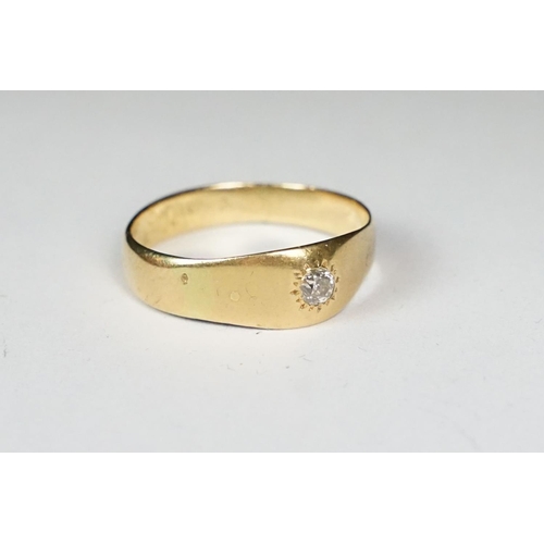 250 - 18ct yellow gold single stone diamond ring